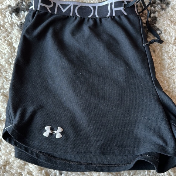 Under Armour athletic shorts - Picture 3 of 4